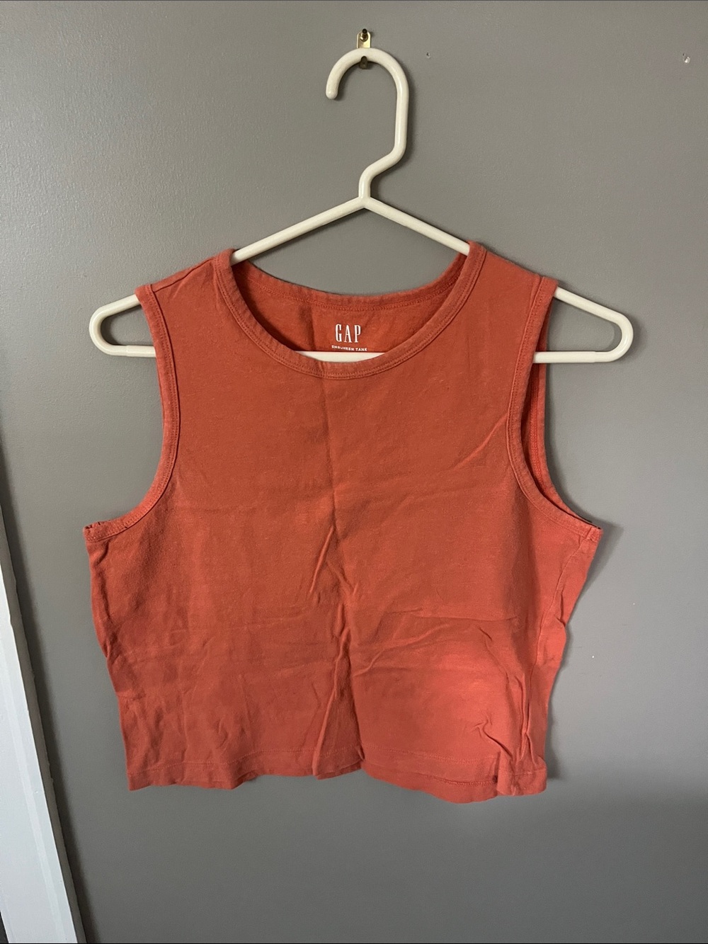Gap Shrunken Tank